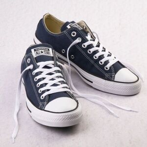 CONVERSE CHUCK TAYLORS SIZE 8